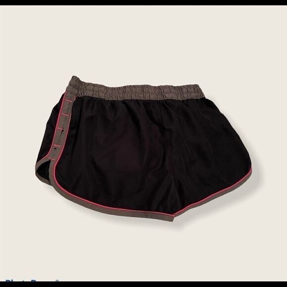 Umbro Running Shorts Size Large - Picture 4 of 6